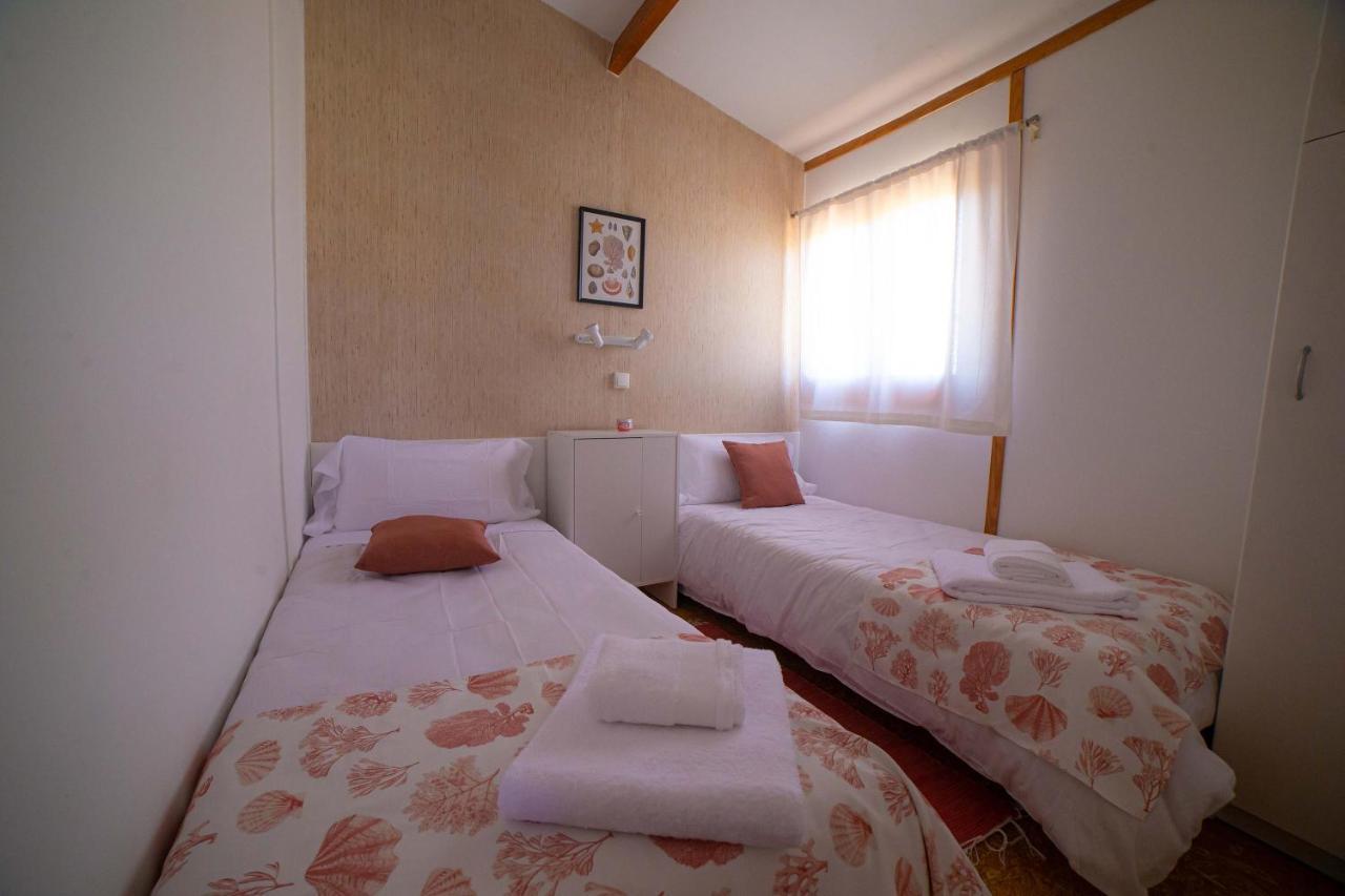 Las Casitas De Guadamur Екстер'єр фото