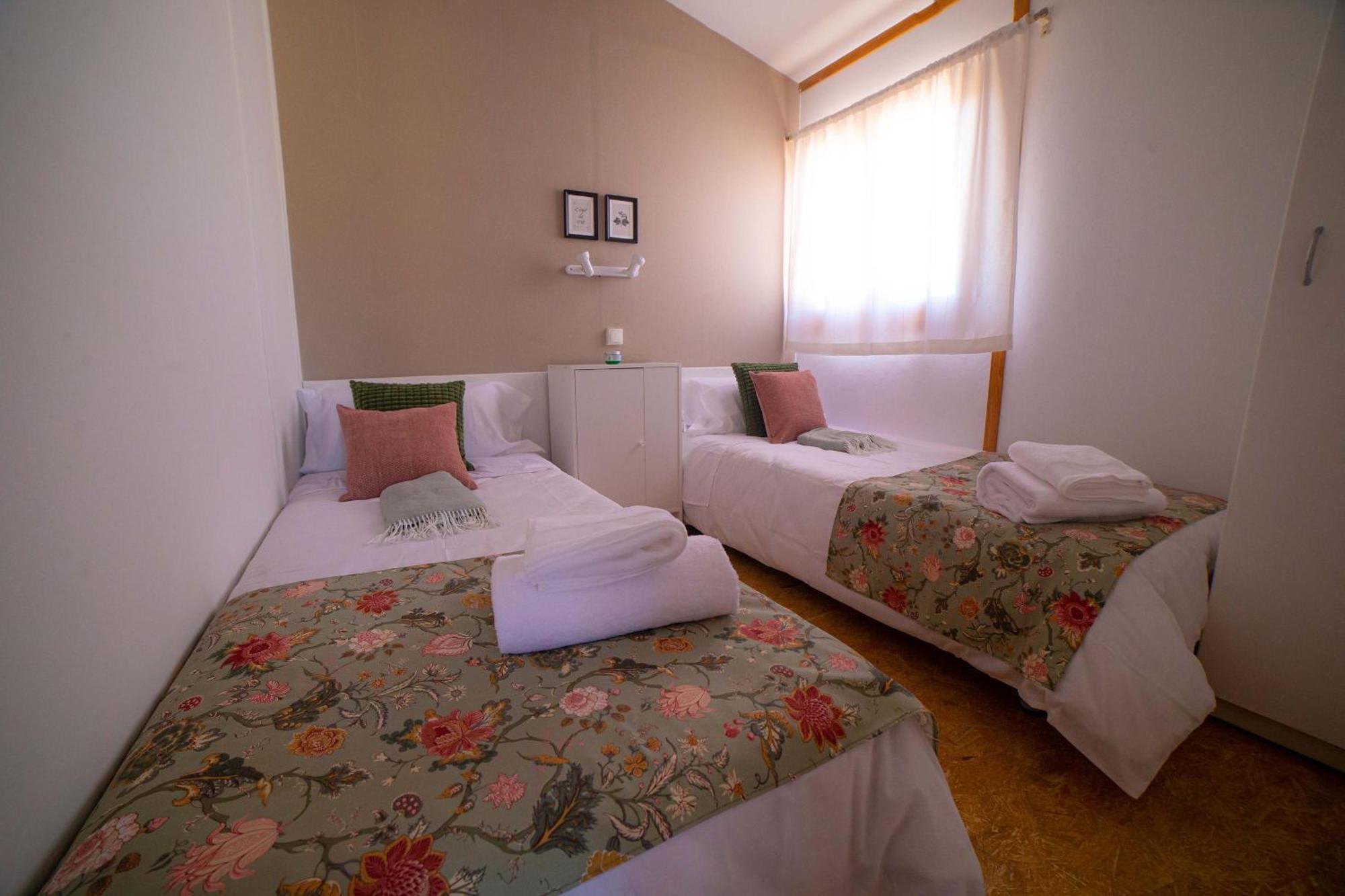 Las Casitas De Guadamur Номер фото